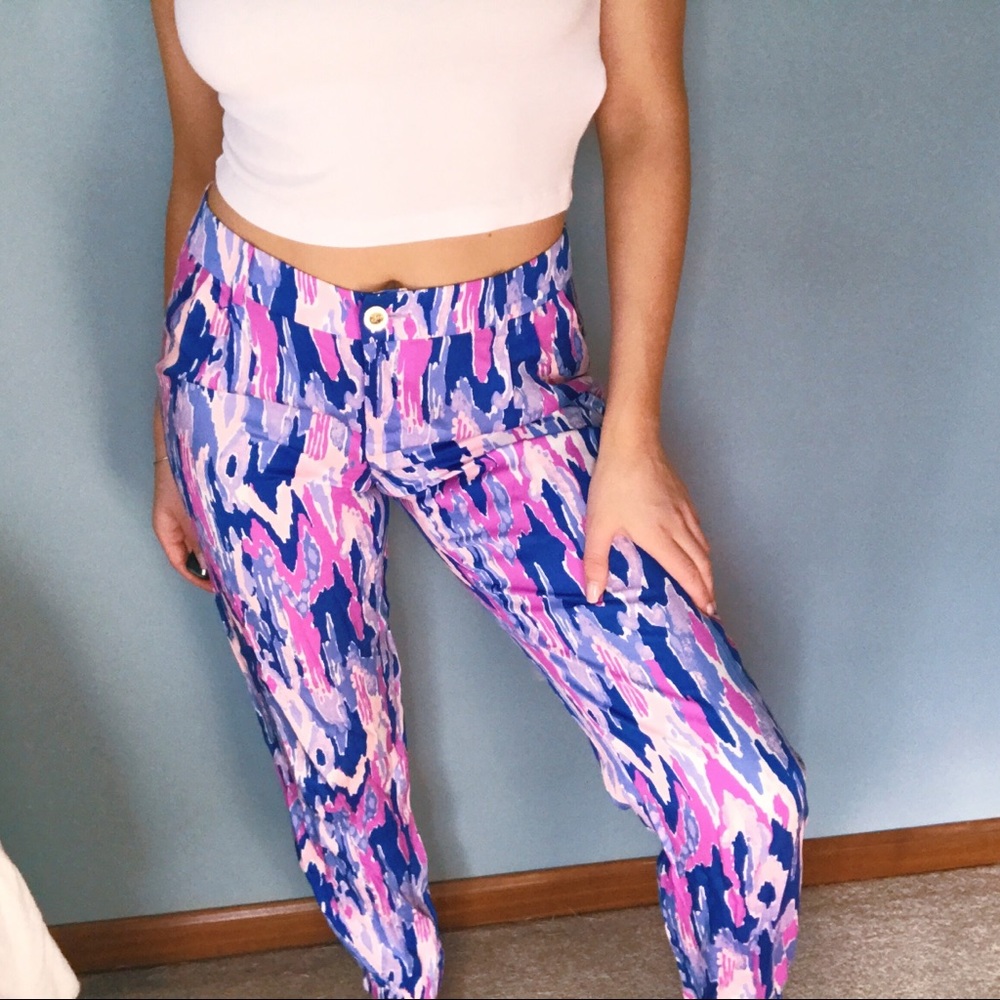 Lightweight patterned pant